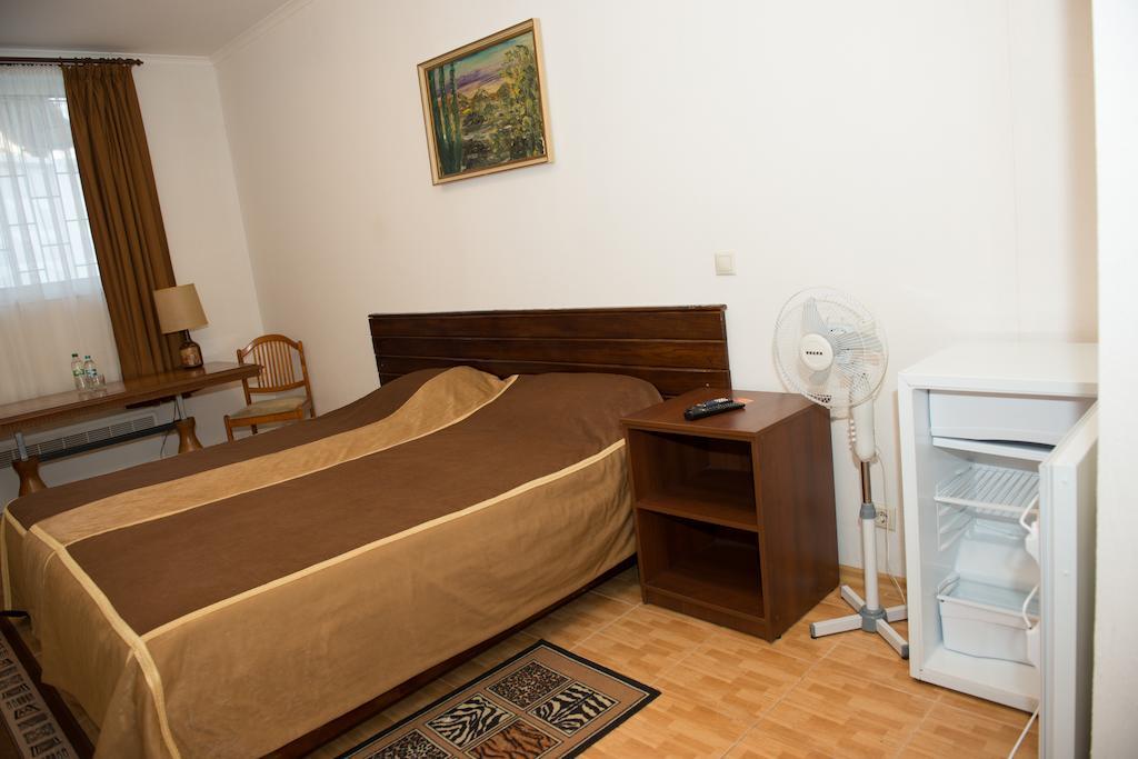 Hotel Acorn Irpin Bilik gambar